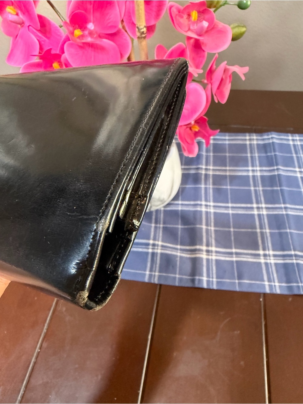 Gucci black paten leather kiss lock wallet - Picture 6 of 6